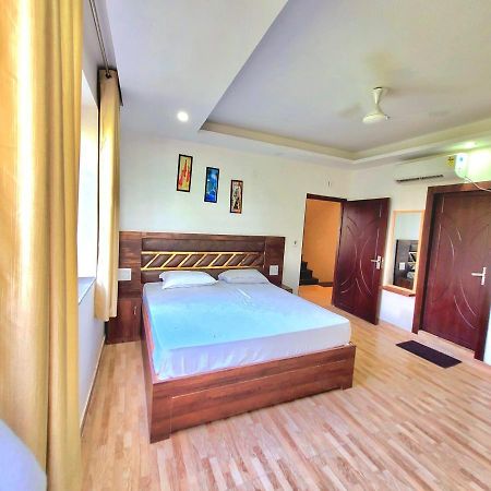 Vedantam Hotel Haridwār Buitenkant foto